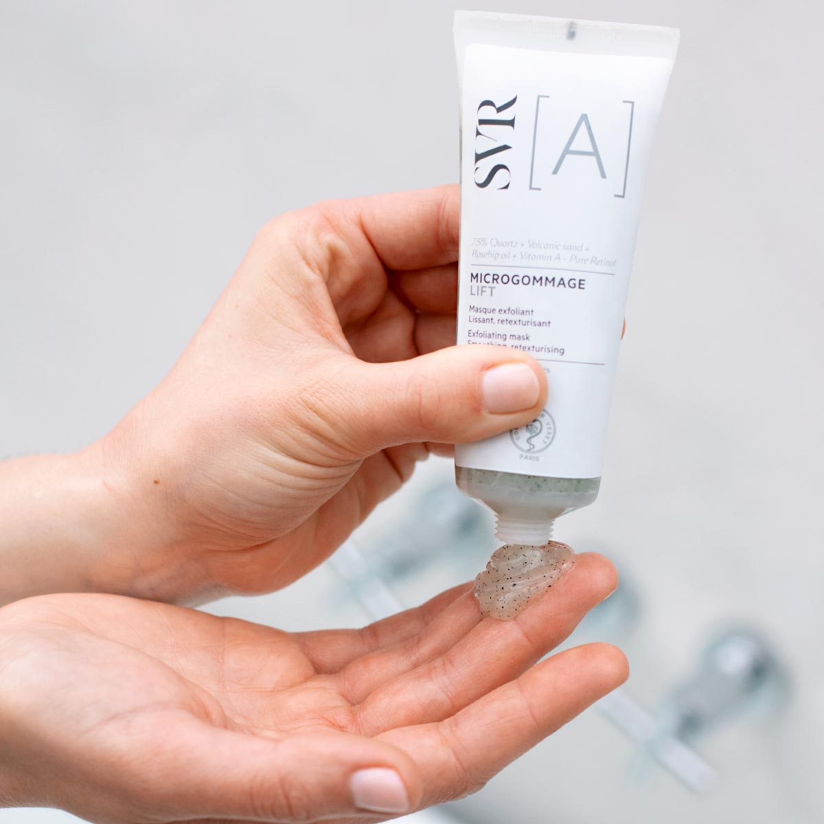 SVR [A] Microgommage 2in1 Scrub Lift (75ml)